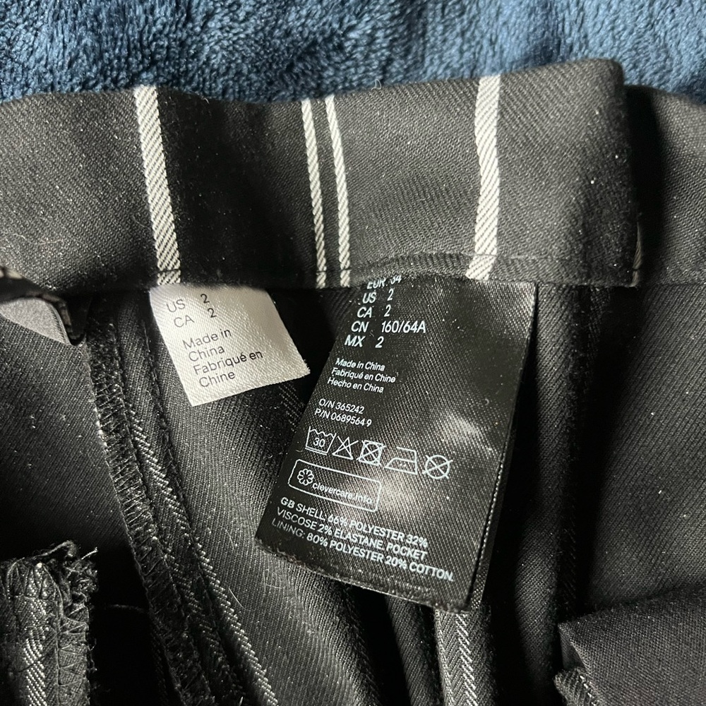 Pants - Picture 4 of 4